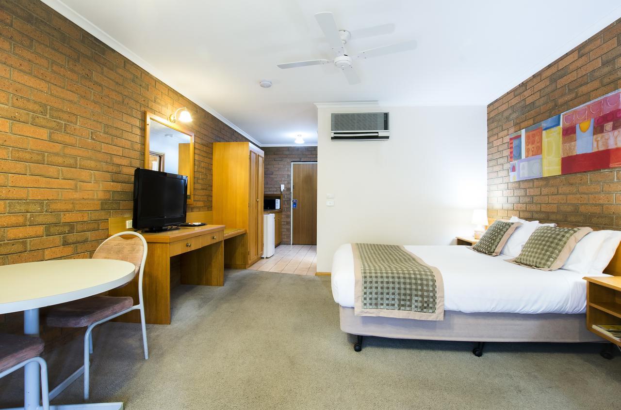 Sportslander Motor Inn Moama Exterior foto